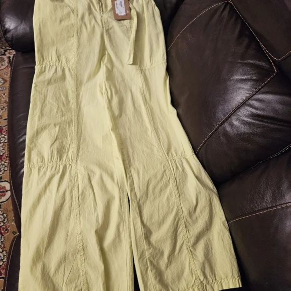 Pants - Picture 3 of 7